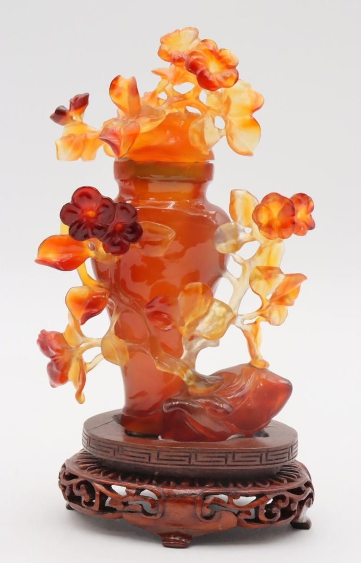 Chinese Carved Agate Covered Urn (1 of 5)