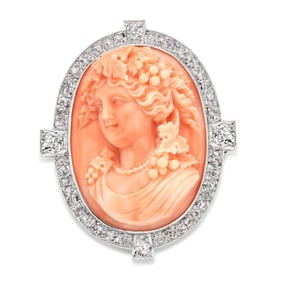 Vintage Platinum & 18Kt Coral & Diamond Pin/Pendant