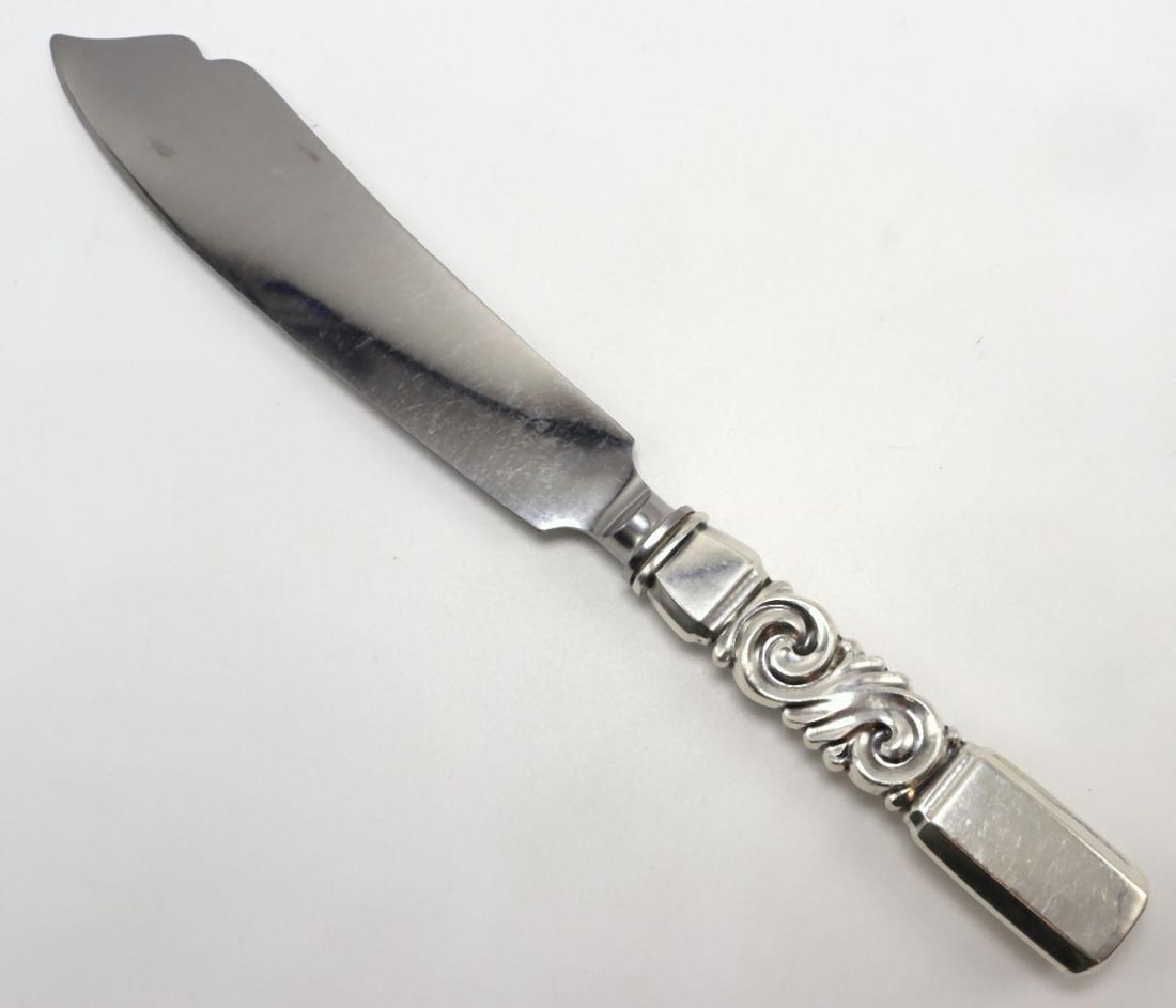 Georg Jensen "Scroll" Sterling Fish Serving Knife (1 of 5)