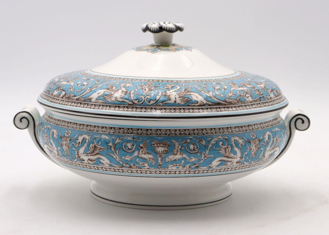 Wedgwood "Florentine Turquoise" Porcelain Vegetable Dish (1 of 5)