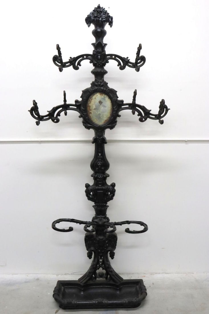 Early 20th C. Cast Iron Coat Rack (1 of 9)