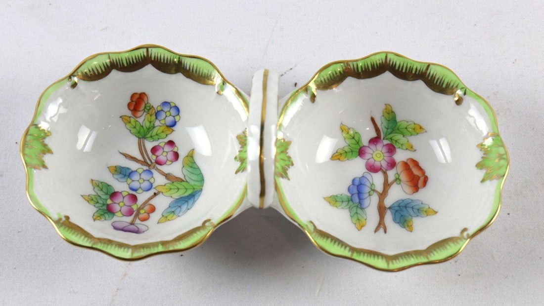 Herend "Queen Victoria" Porcelain Double Salt Cellar (1 of 3)