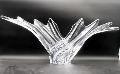 Art Vannes Crystal Centerpiece