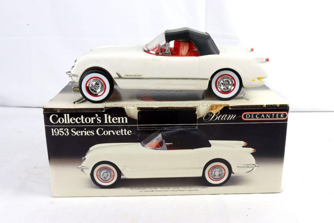 Vintage Miniature Corvette: Vintage Miniature Corvette, includes original box. Measures approx. - 11" L x 4" W x 4" H. Sold as is. Have a similar item to sell? Contact us at info@marketauctionsinc.com Please revi