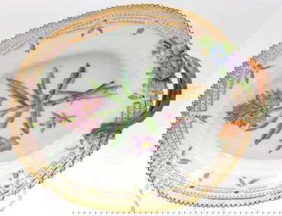 Royal Copenhagen "Flora Danica" Porcelain Oval Dish: Royal Copenhagen (Denmark, Danish) &#34;Flora Danica&#34; Hand Painted Porcelain Handled Oval Dish. &#34;Orchis sambucinus L.&#34;. Measures approx. - 2 5/8&#34; high x 9 1/2&#34; long x 7 3/4&#34; wi
