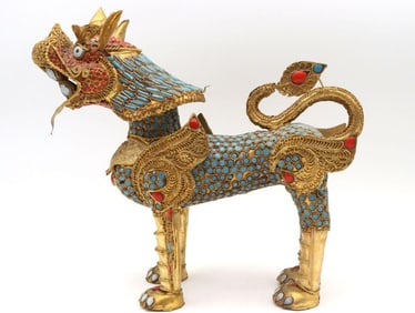 Asian Tibetan Foo Dog Lion sculpture