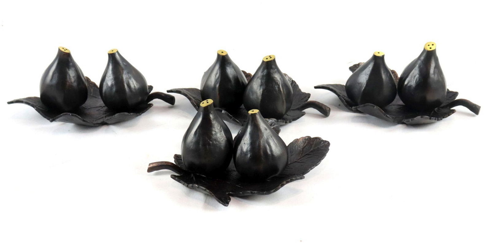 Four Sets of Michael Aram Bronze Fig Leaf Salt & Pepper Shakers (1 of 7)