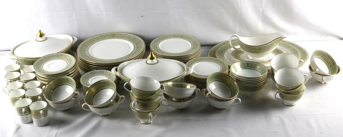 102 Pc. Royal Doulton "English Renaissance" China Set