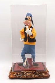 Disneyana "Goofy 1932" Commemorative Figurine