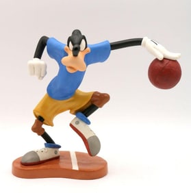 Walt Disney "Goofy Double Dribble" Ceramic Figurine