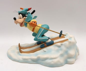 Walt Disney "The Art of Skiing" Ceramic Goofy Figurine