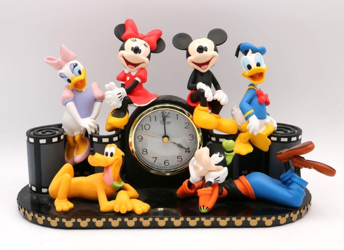 Vintage Walt Disney World Quartz Resin Clock (1 of 6)