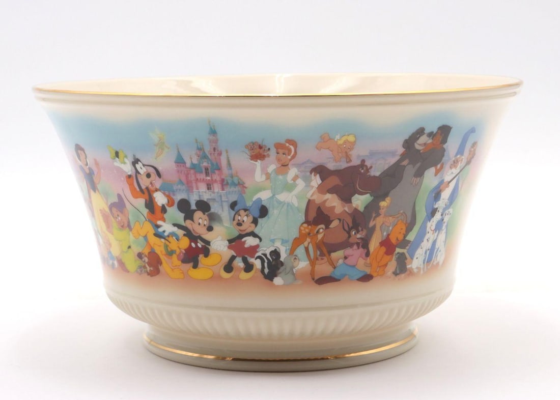 Lenox Porcelain "Family Reunion" Ltd. Edition Bowl: Lenox Porcelain “Family Reunion” Limited Edition Bowl, No. 159/250 Description: A finely crafted Lenox porcelain bowl titled “Family Reunion,” issued in a li