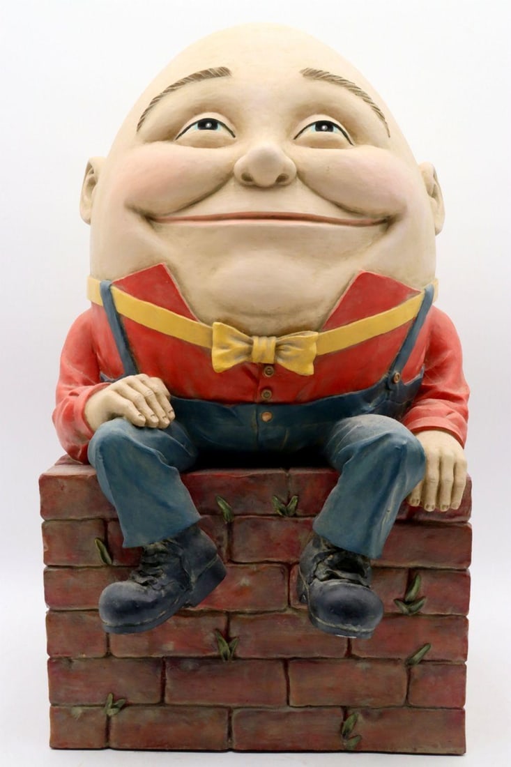 Toscano "Humpty Dumpty" Stone & Resin Sculpture (1 of 9)