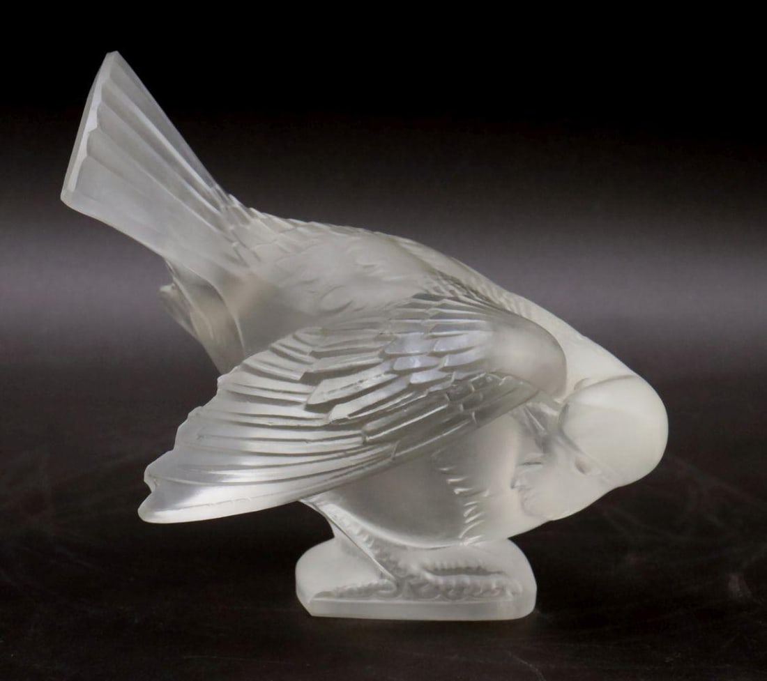 Rene Lalique "Moineau Coquet" Glass Paperweight (1 of 5)