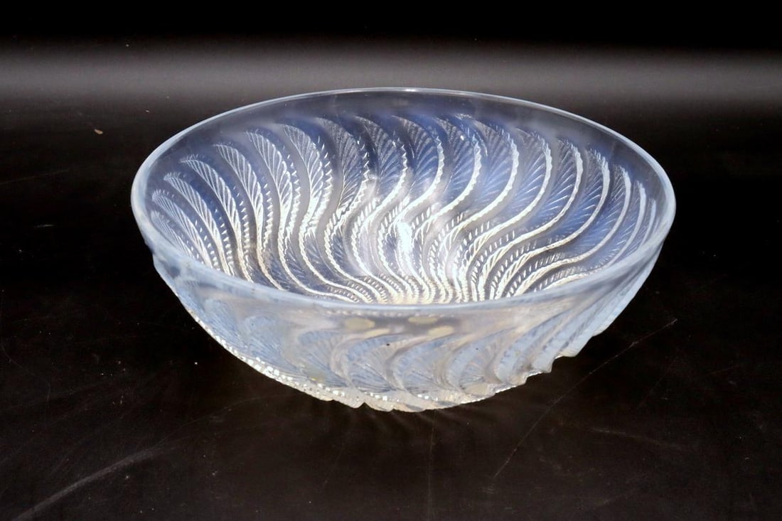 René Lalique "Actinia" Glass Bowl (1 of 10)