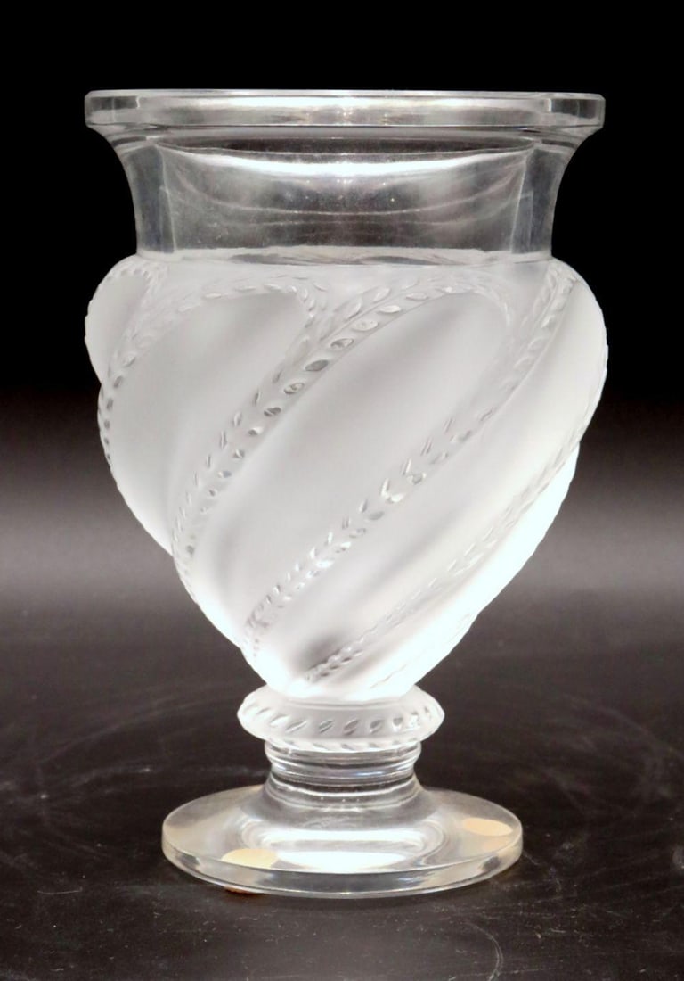Lalique "Ermenonville" Crystal Footed Vase (1 of 6)