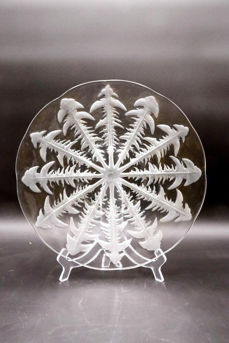 René Lalique "Pissenlit" Glass Plate (1 of 8)