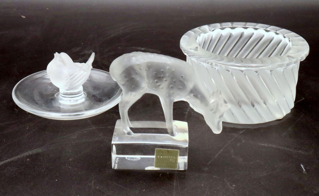 Group of Lalique Crystal Articles (1 of 8)