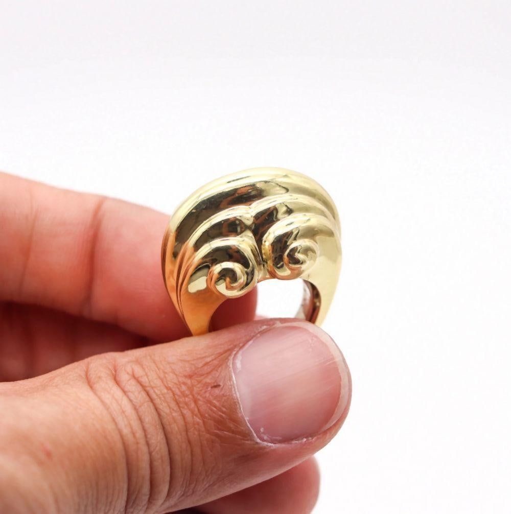 David Webb "Scrolls" 18K Cocktail Ring - 5