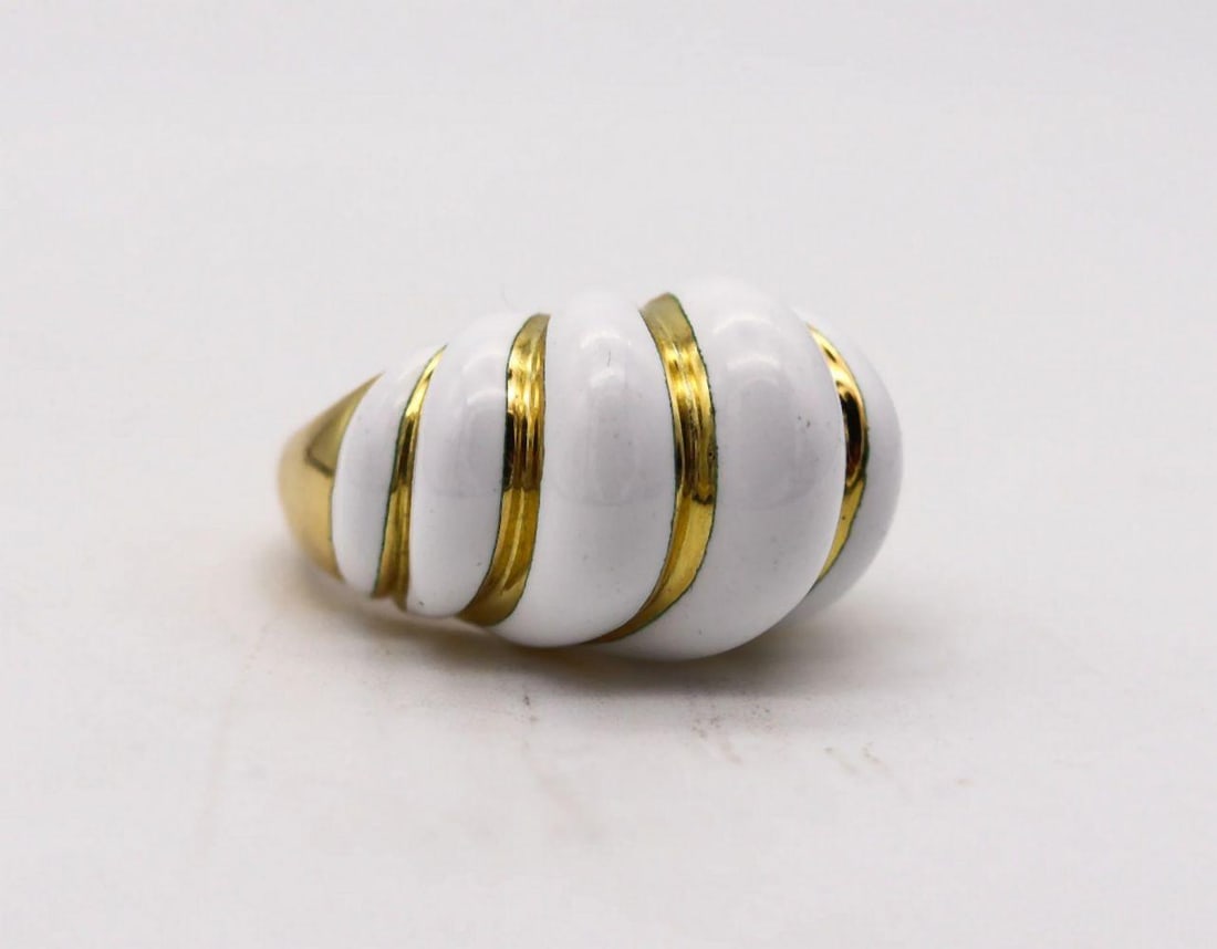 David Webb 18K Fluted Enamel Cocktail Ring - 3
