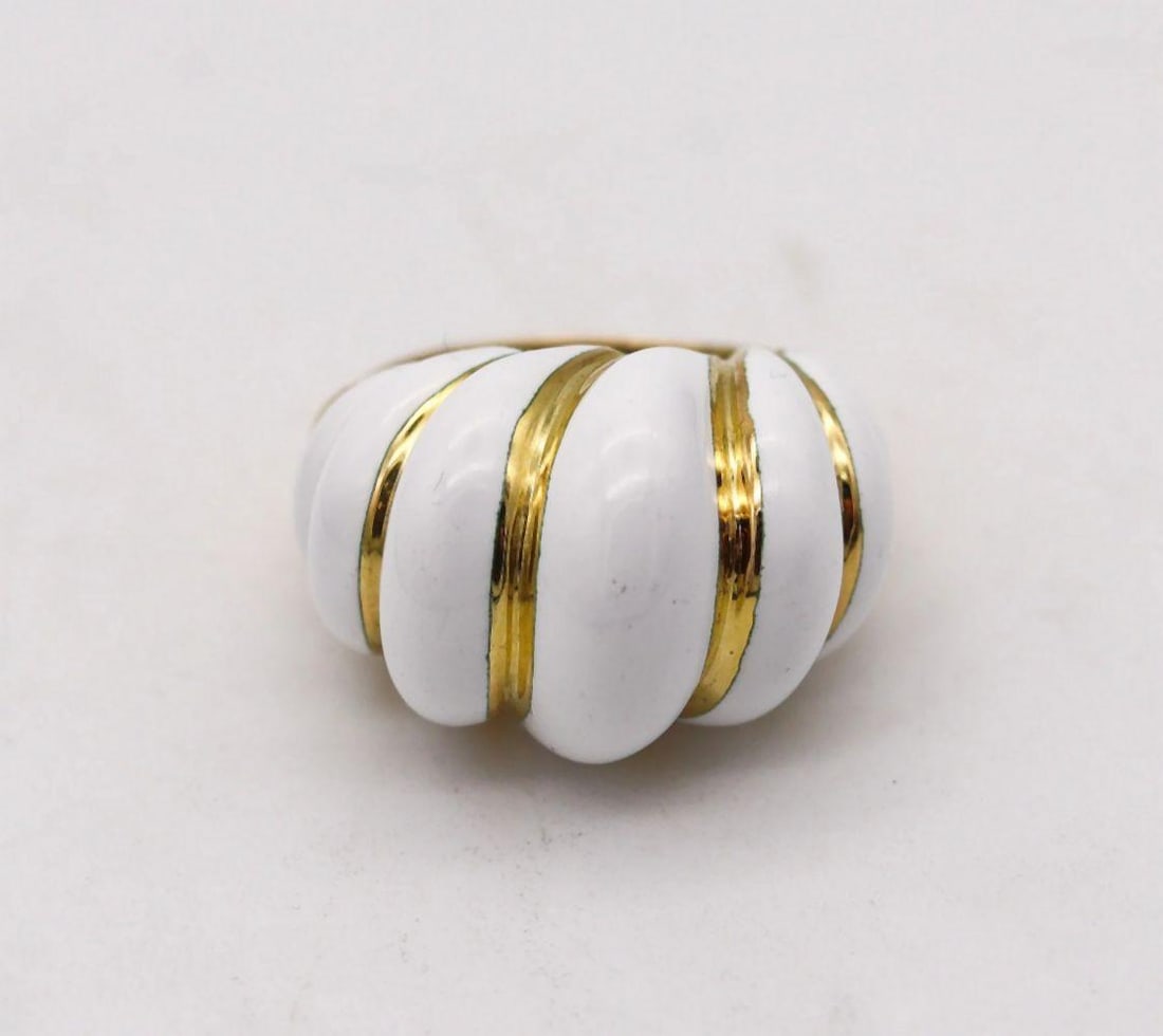 David Webb 18K Fluted Enamel Cocktail Ring - 5
