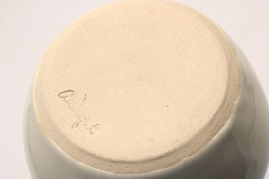 Amanda Wright "MA'AM" Stoneware Vase - 3