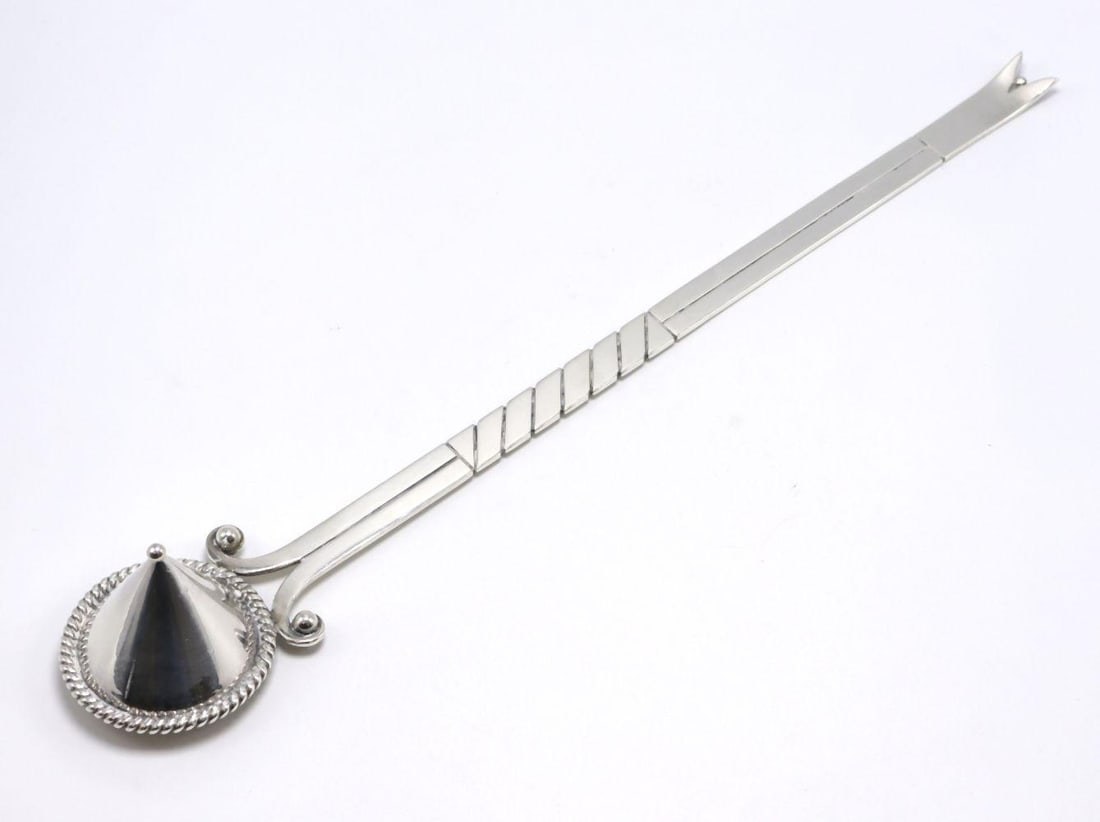 Hector Aguilar Taxco Sterling Silver Candle Snuffer (1 of 5)