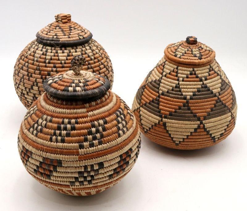 3 Native Baskets / Vessels - 4
