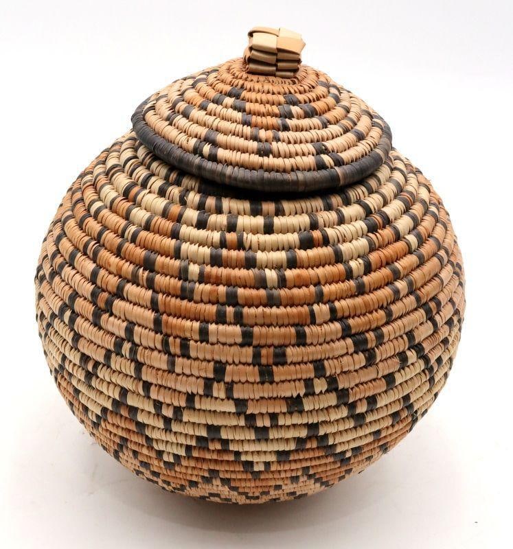 3 Native Baskets / Vessels - 5