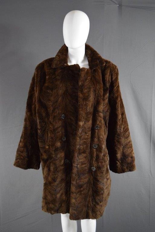 Brown Ladies Fur Coat (Damselle) (1 of 6)