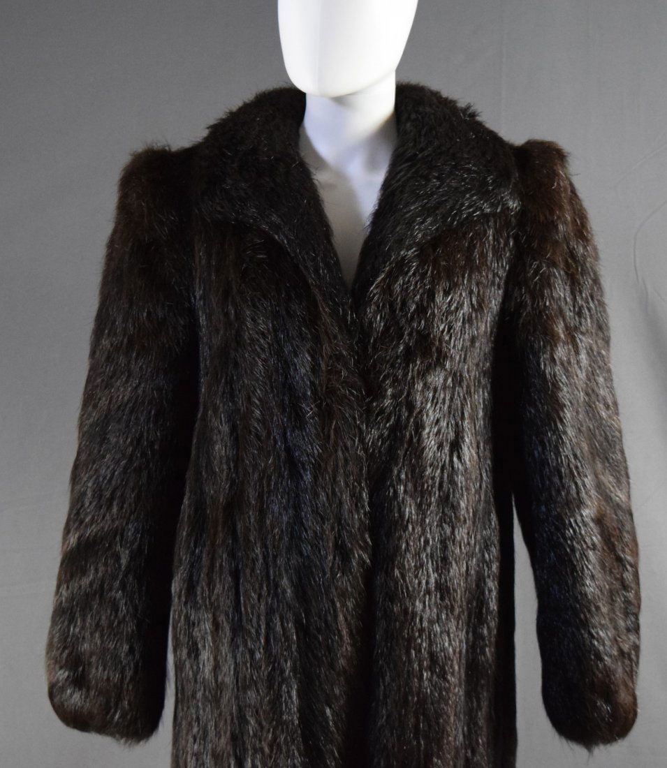 Black Fur Ladies Coat (w/slight brown): A vintage black and brown ladies fur coat (arm 23"; shoulder to shoulder 18 1/2")