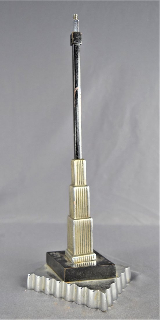 Art Deco Style Lamp (Building) (1 of 5)