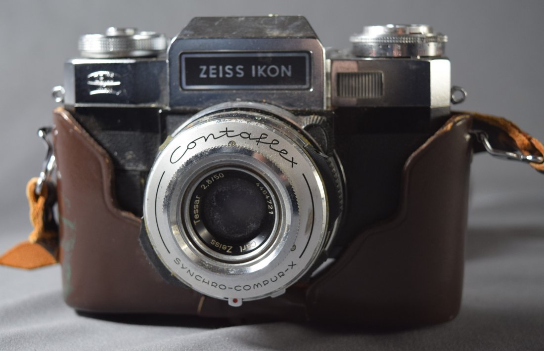 Zeiss Camera (w/Case) (1 of 5)
