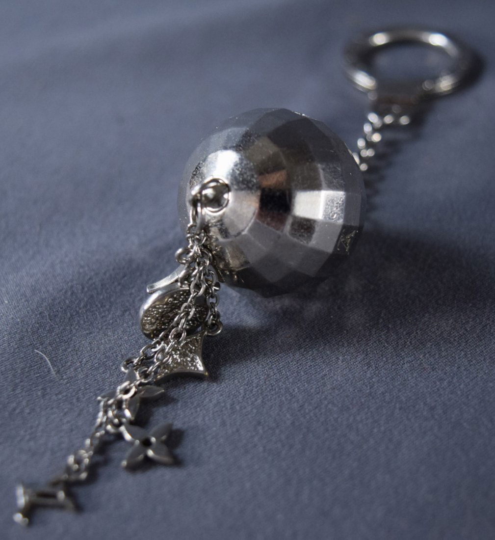 Louis Vuitton Disco Ball Mirror Key Holder (1 of 5)