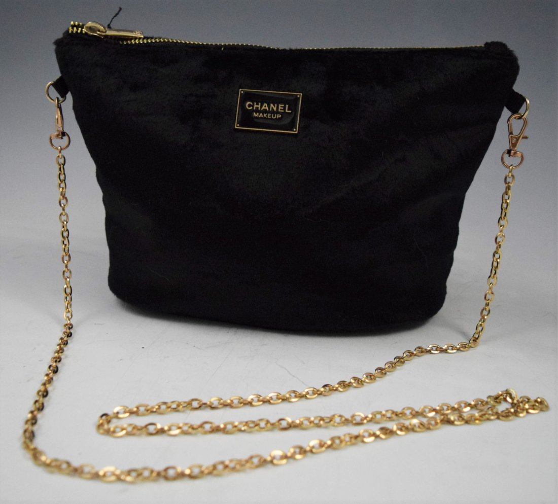 Chanel VIP (Bag) (1 of 6)