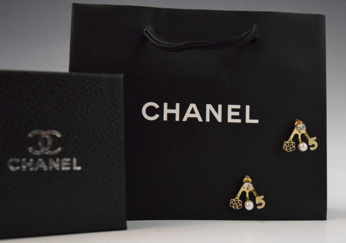 Chanel No. 5 VIP Earrings (w/box) (1 of 5)