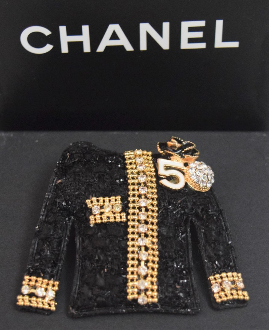 Chanel VIP Brooch: CHANEL (PARIS) Brooch, VIP Chanel w/box