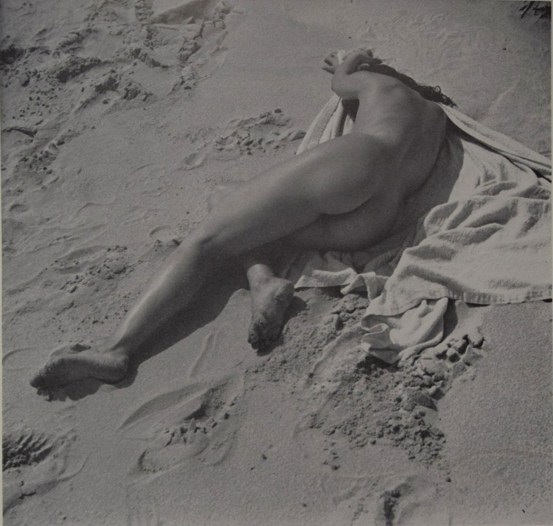 Andre de Dienes - Nude: ANDRE DE DIENES (1913-1985) Nude Photo-litho c.1964 Printed in Great Britain 6 3/4" x 6 3/4"
