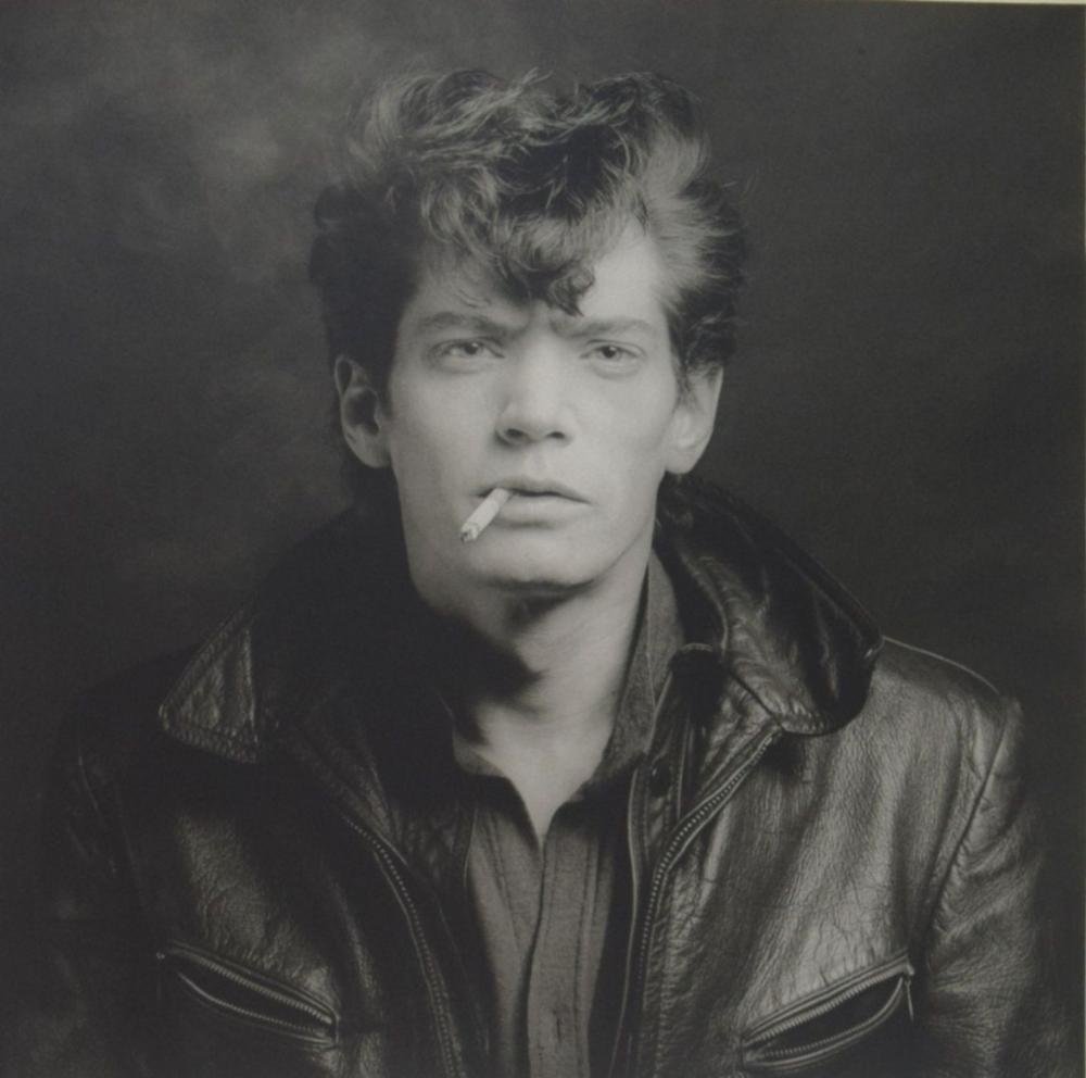 Robert Mapplethorpe - Robert Mapplethorpe , 1980: ROBERT MAPPLETHORPE (1946-1989) Robert Mapplethorpe , 1980 Sheet fed gravure c. 1988 Printed in Spain 10" x 10"