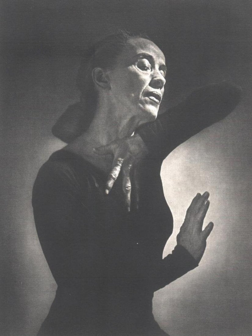 Yousuf Karsh - Martha Graham: YOUSUF KARSH (1908-2002) Martha Graham Sheet-fed Gravure, c. 1960's 12" x 9"