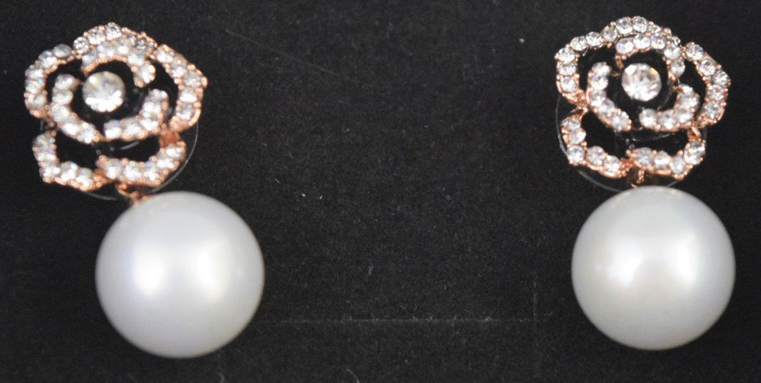 Chanel VIP Earrings (1 of 2)