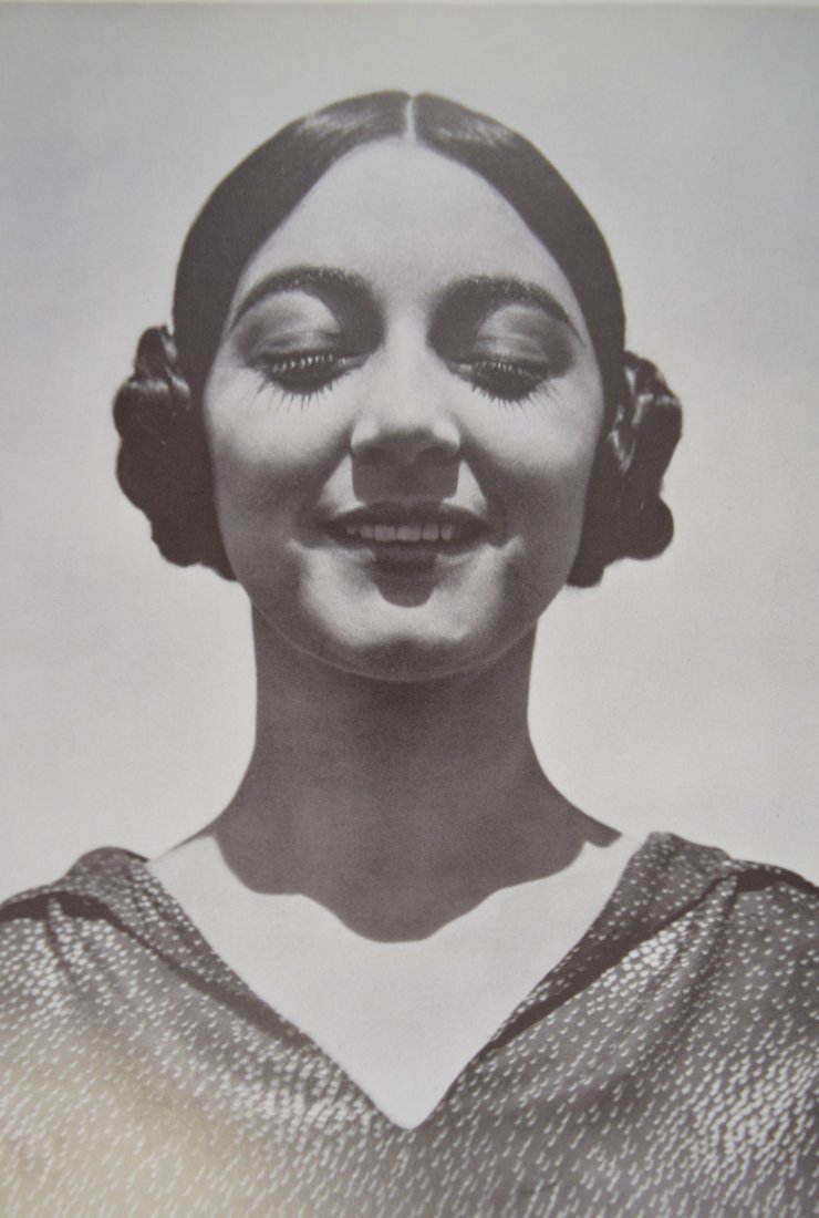 Edward Weston - Rose Covarrubias, 1926: EDWARD WESTON (1886-1958) Rose Covarrubias, 1926 Photo litho, 1973 Printed in America 7" x 5"
