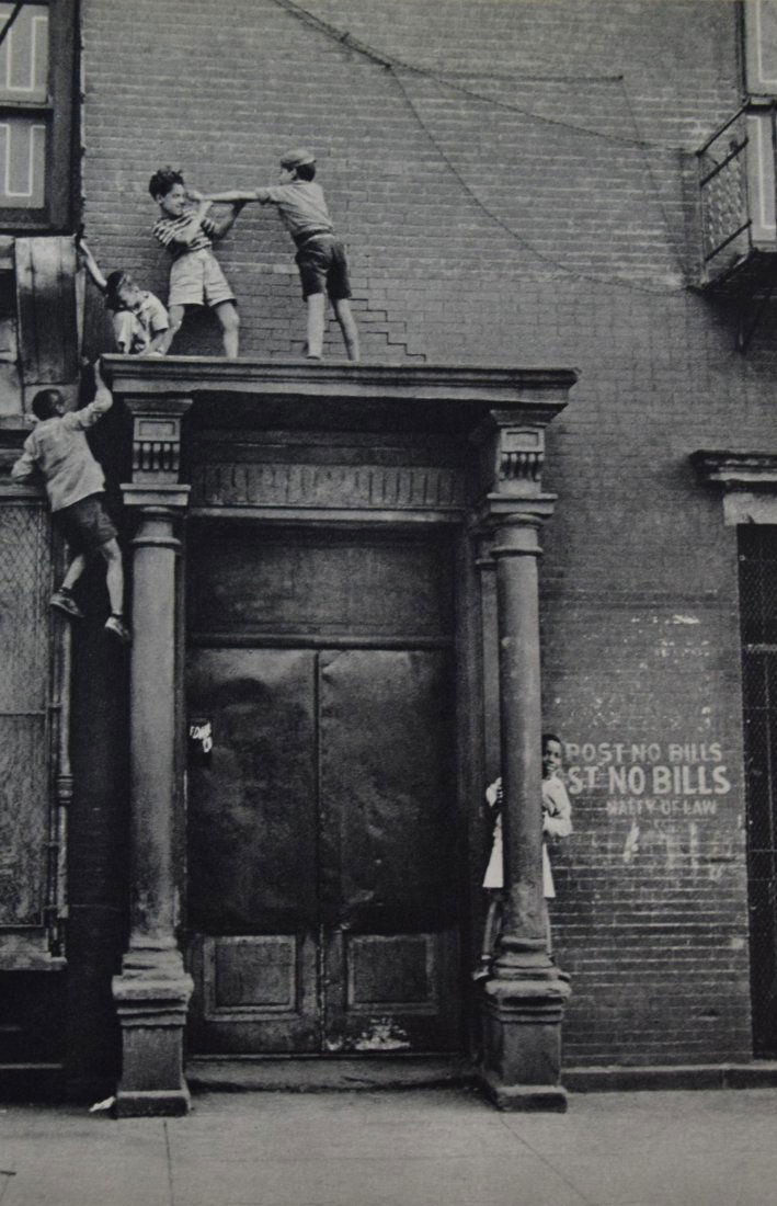 Helen Levitt - Heroic Frieze (1 of 1)
