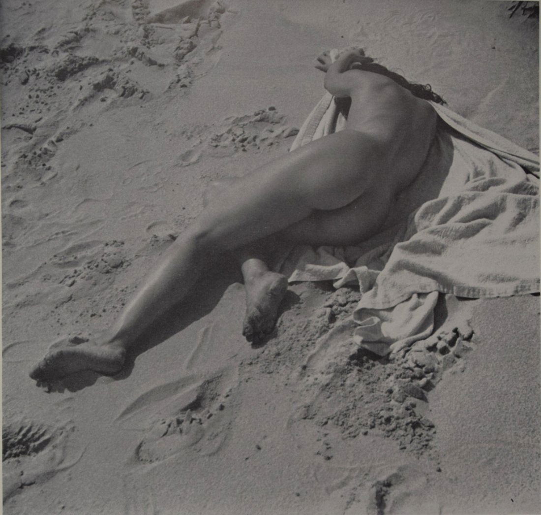 Andre de Dienes - Nude: ANDRE DE DIENES (1913-1985) Nude Photo-litho c.1964 Printed in Great Britain 6 3/4" x 6 3/4"