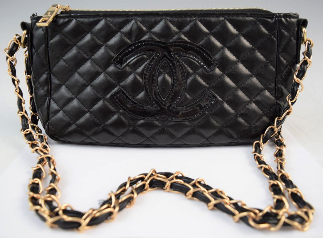 Chanel Black Patent Leather Bag (VIP) (1 of 3)