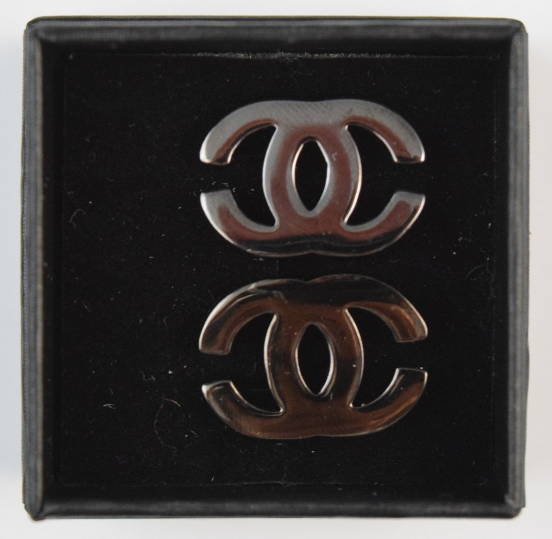Chanel VIP Cufflinks (w/box) (1 of 2)