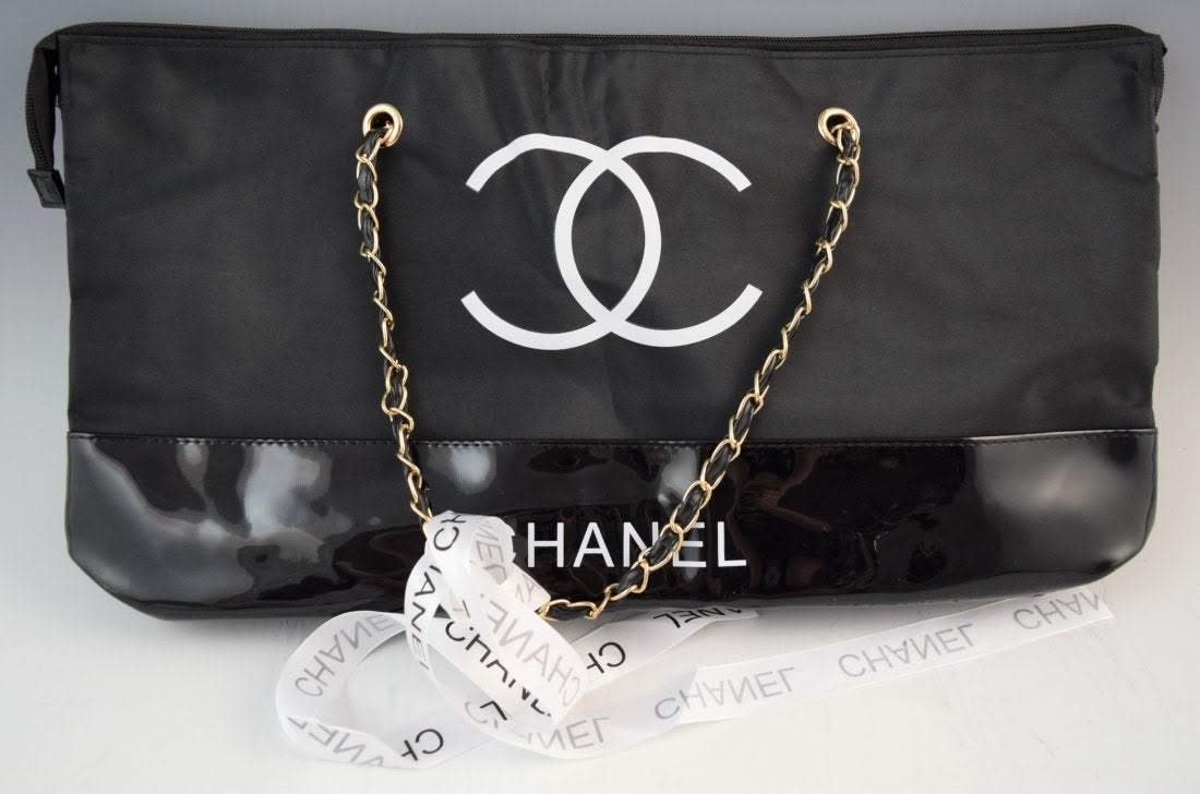 Chanel VIP Bag (1 of 2)