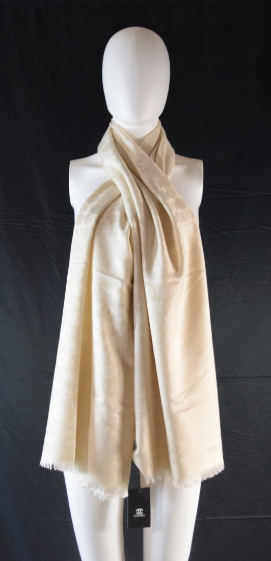 Chanel Wool Scarf (new w/tag) (1 of 2)