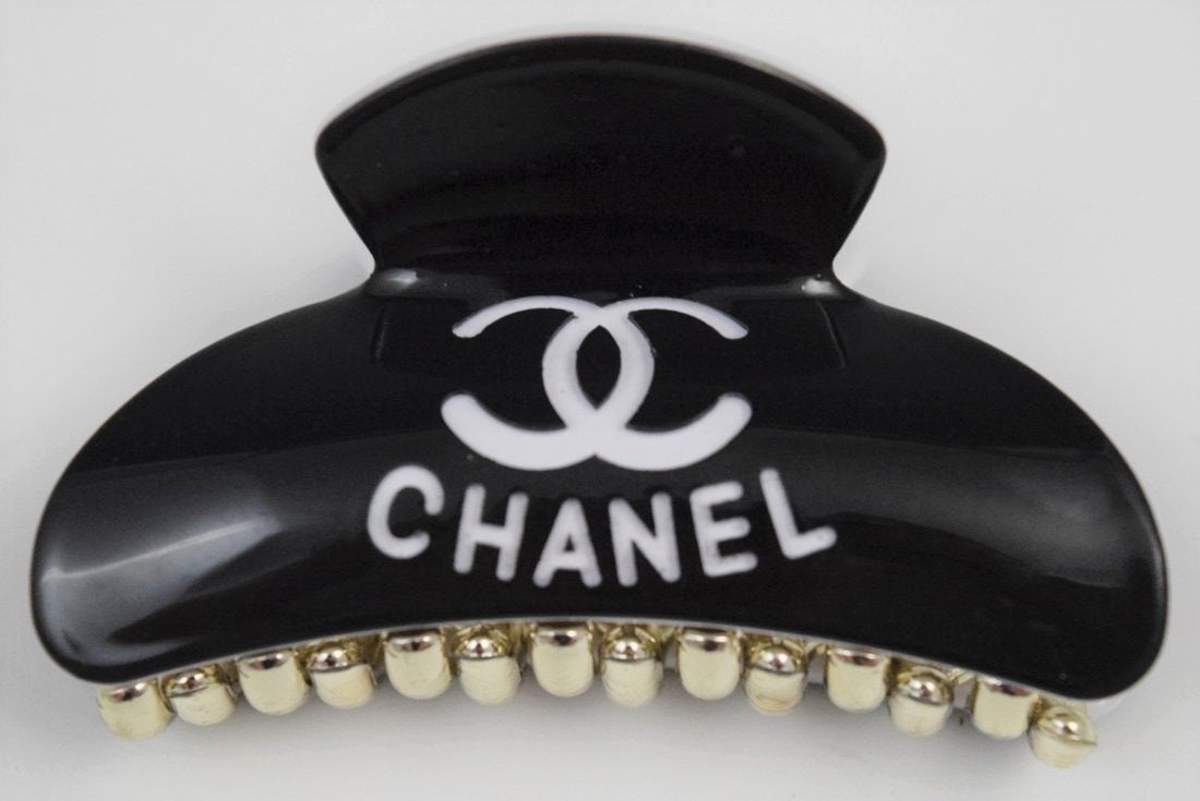 Chanel Vip Hair Clip